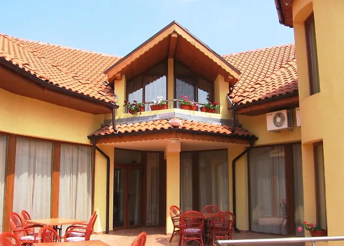 Queen ホテル Aydemir